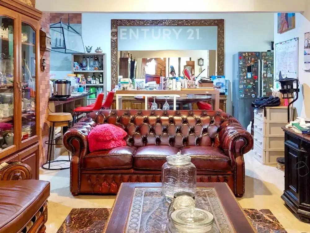 Rumah Hook Emerald Bintaro Jaya Depan Taman