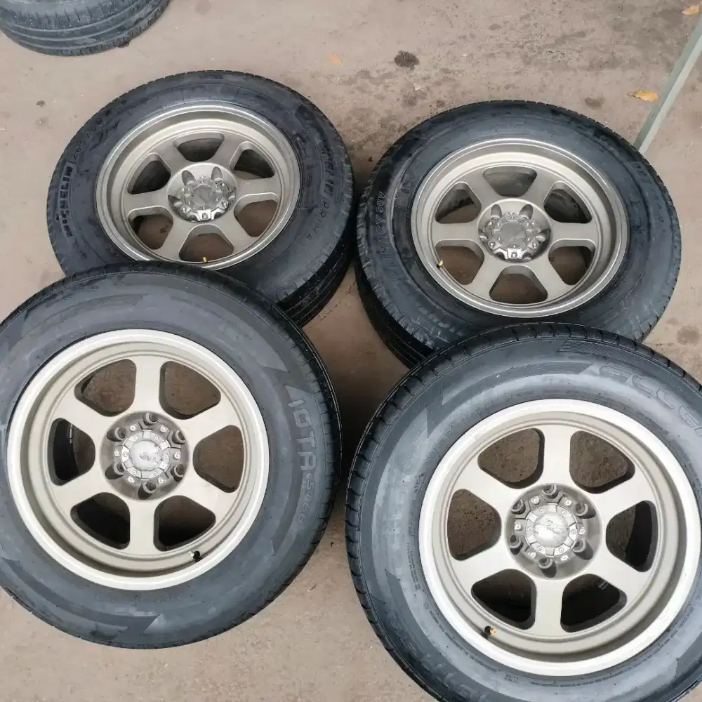 Velg TE37 XT ring 18x9 pcd 6x139,7 ET 15 ban 265/60 R18 Fortuner dll