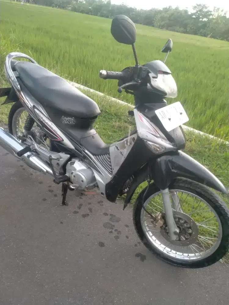 Supra x 125 standart 2007 ex orang tua
