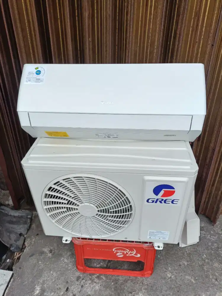 Jual AC disini harga menyesuaikan kondisi barang anda
