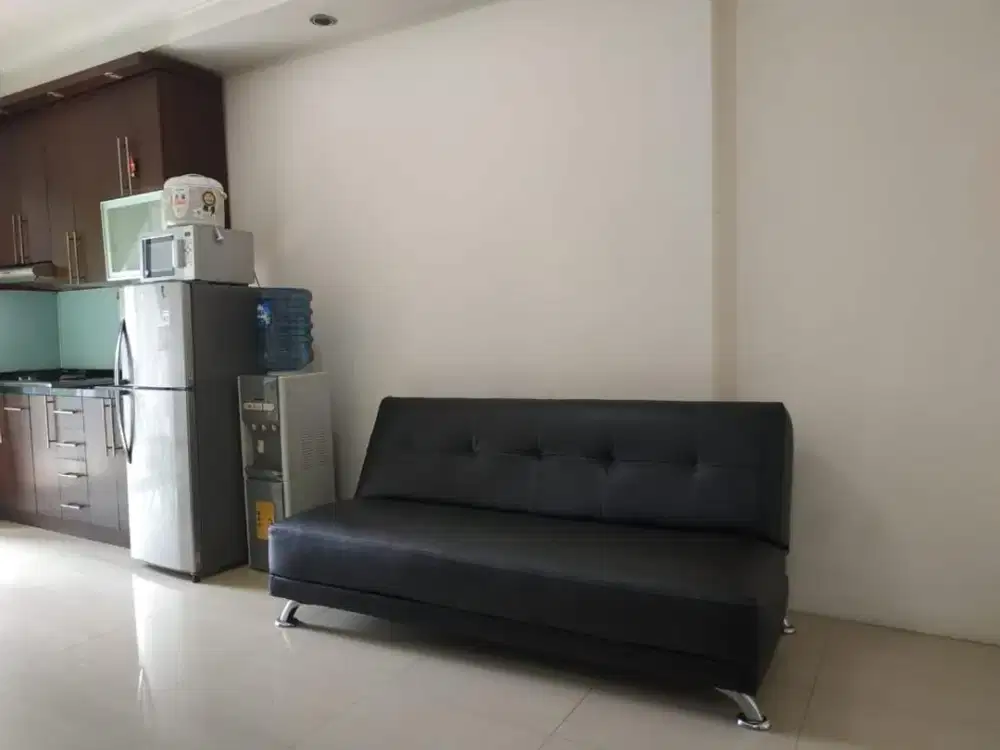 Disewakan Murah Apartemen Mediterania Garden Residences 2 tipe 2BR Lantai Rendah Furnish