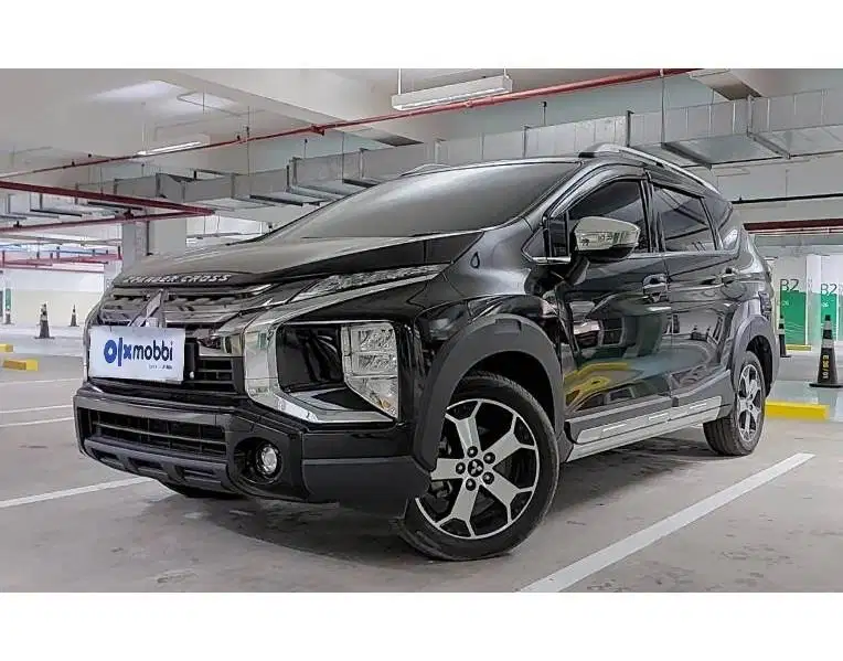 TDP 10JT Mitsubishi Xpander 1.5 Cross Bensin-MT Hitam 2021