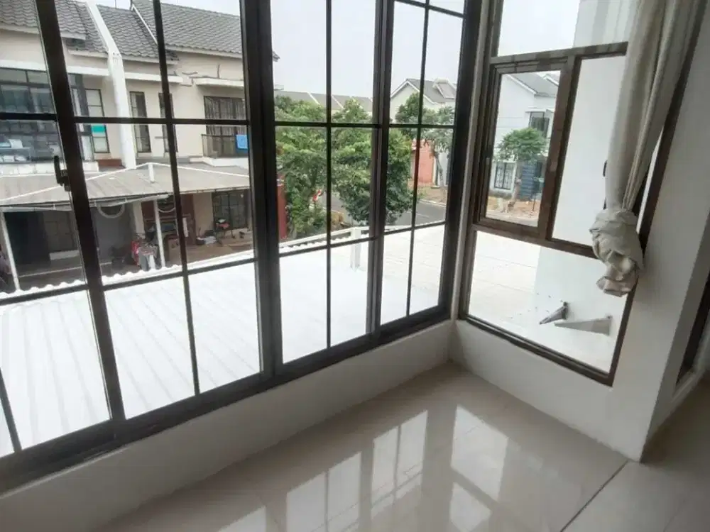 Disewakan Rumah Turun Harga di Cluster Asia Green Lake City