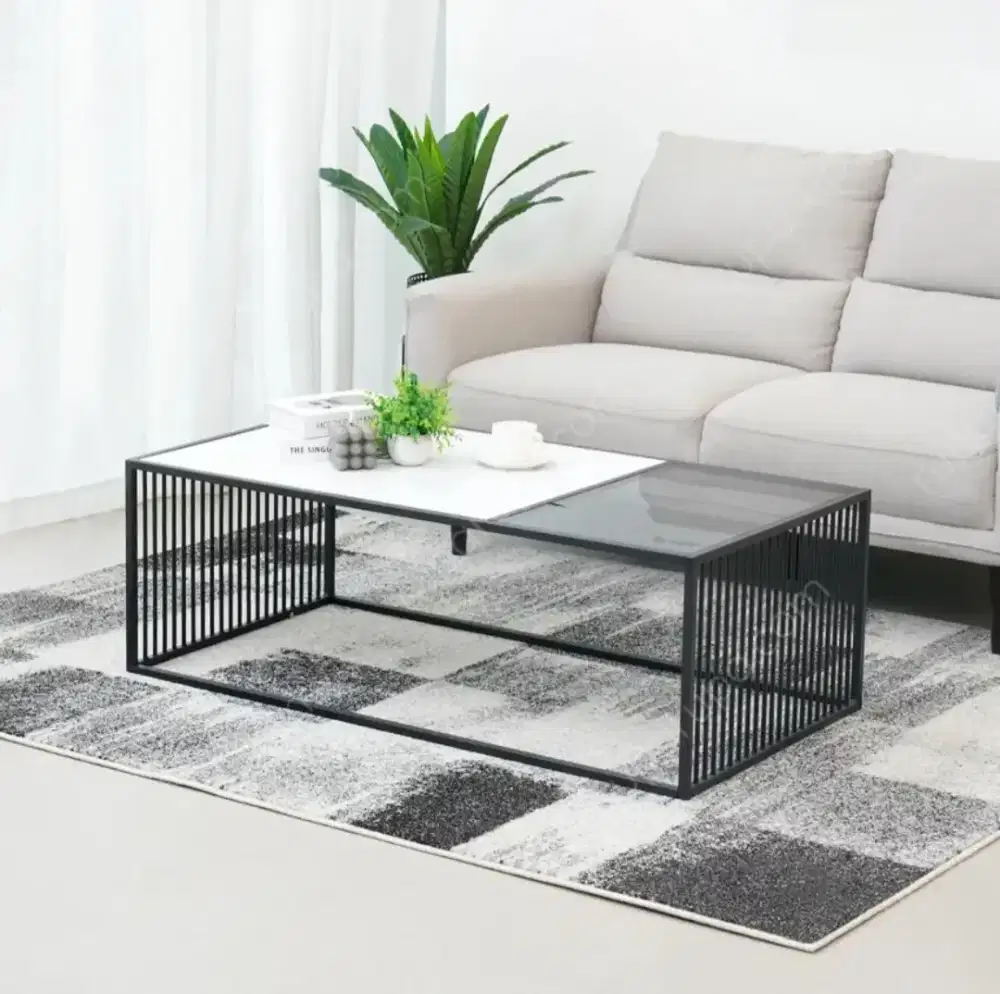 Informa Strington Meja tamu Rectangle Transparan - Putih