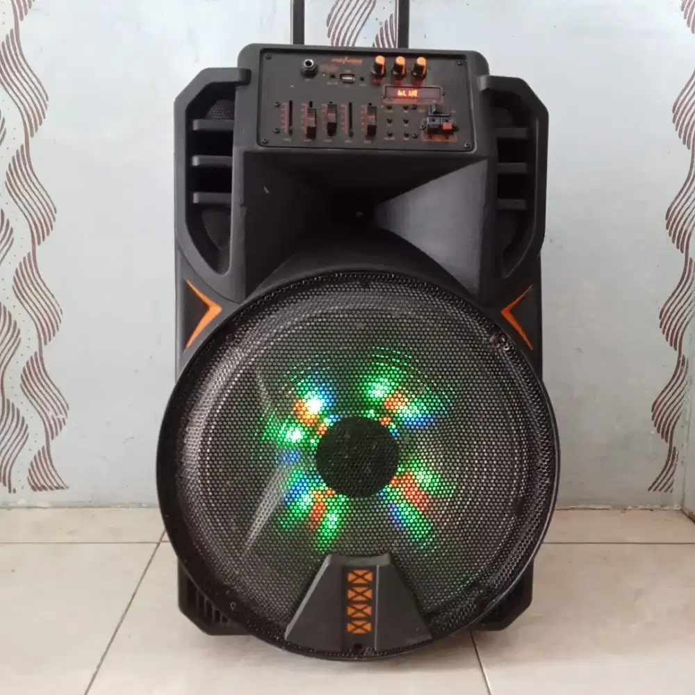 Speaker Bluetooth Advance K1506
Fullset