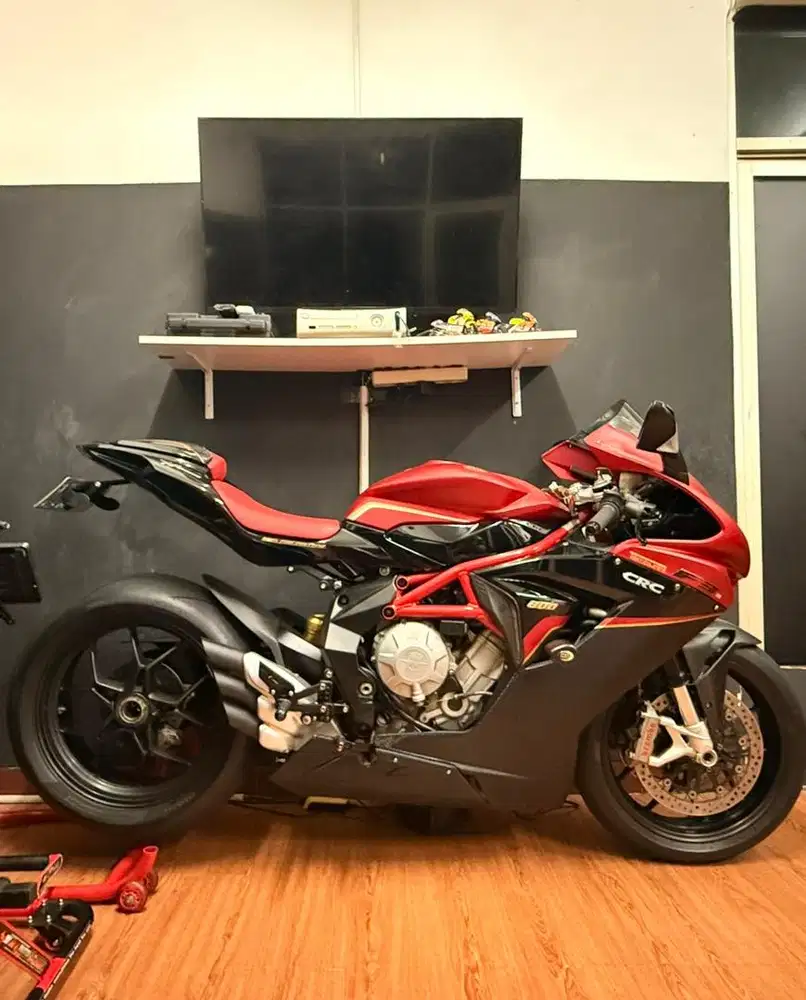 MV AGUSTA F3 800, KM 9rb, th 2014, FP, like new