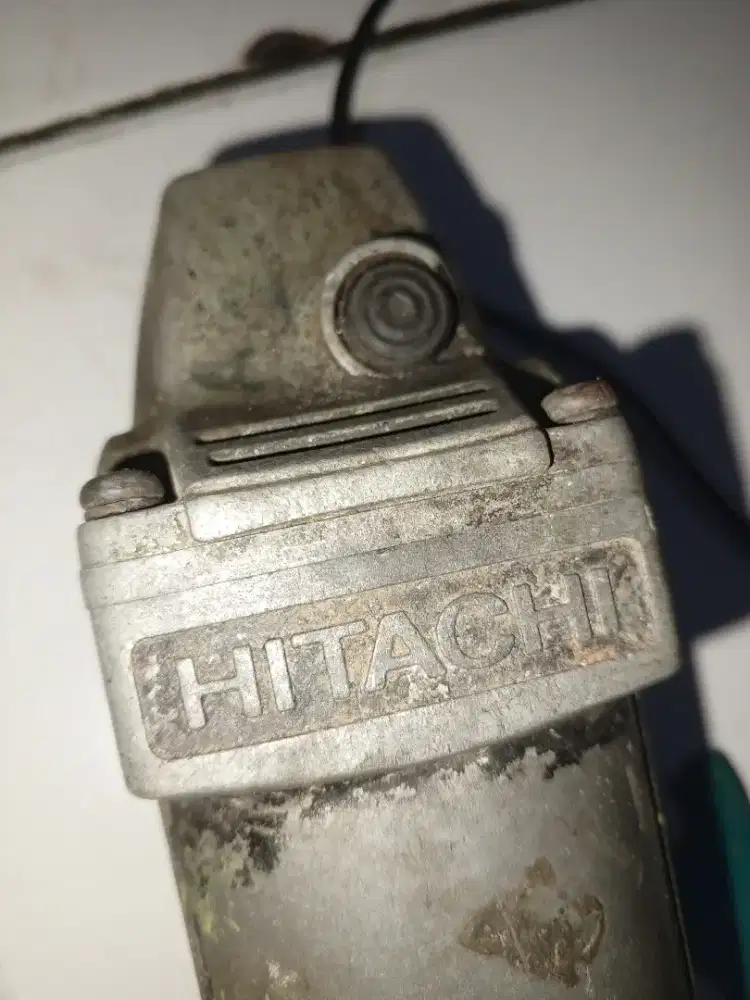 Grinda Tangan HITACHI