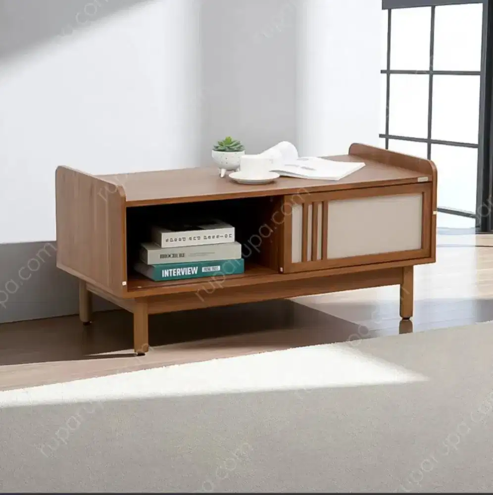 Informa Ellington Meja Tamu