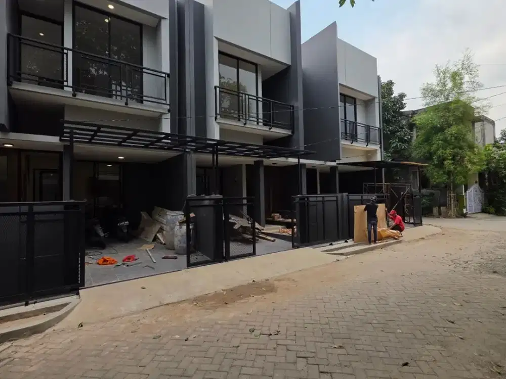 Rumah bangunan mandiri 2 lantai gading serpong