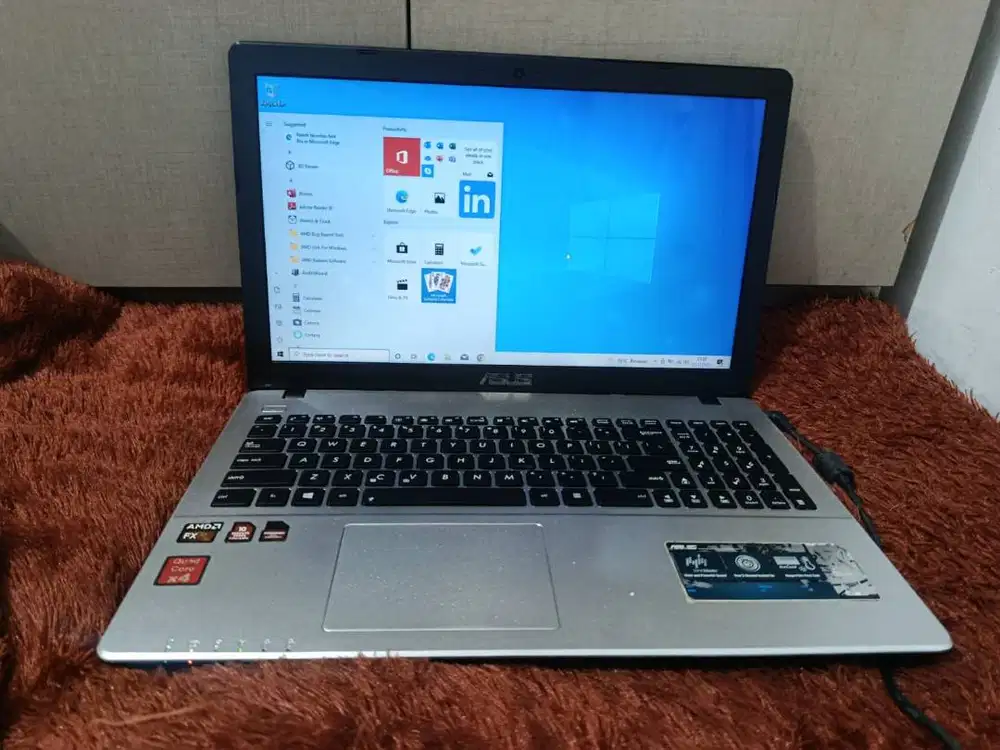 Laptop Asus X550Z 10 home single language 64-bit AMD FX-7500 Radeon R7