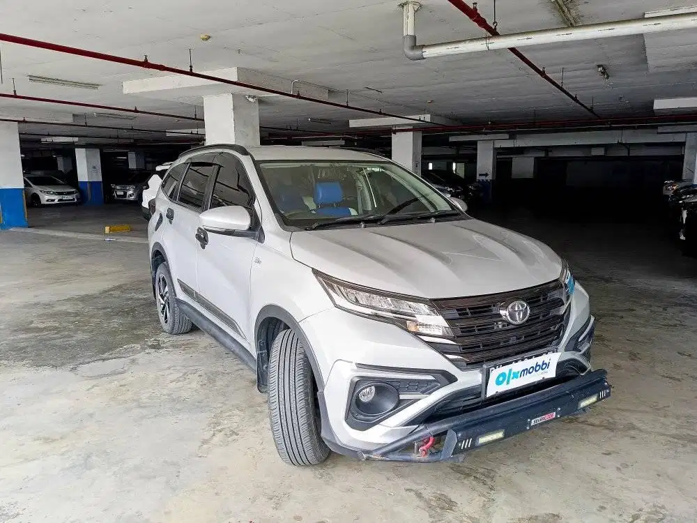 Toyota Rush 1.5 GR Sport MT 2021