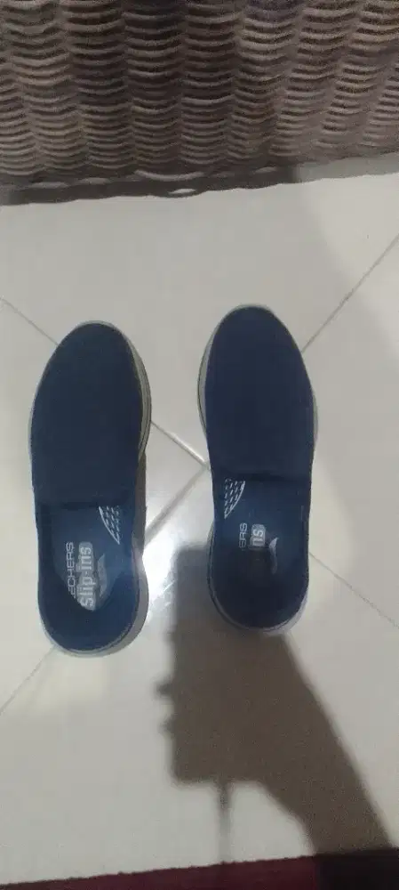 Jual Skechers Slip Ins