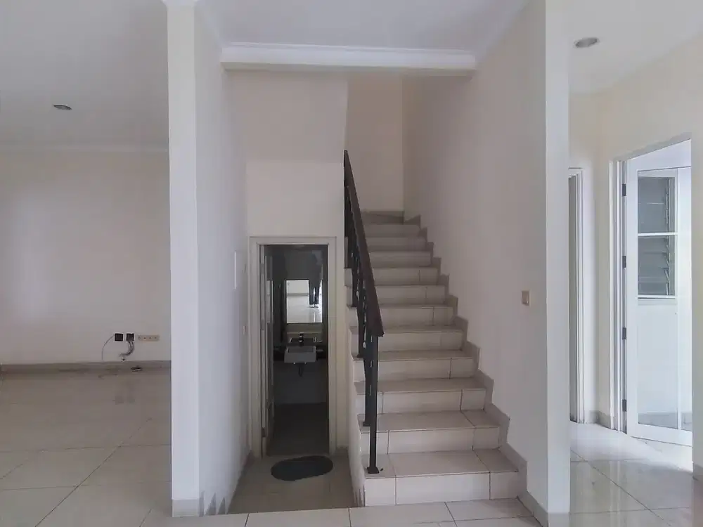 Dijual Cepat Lokasi Strategis Rumah Cluster Europe Green Lake City