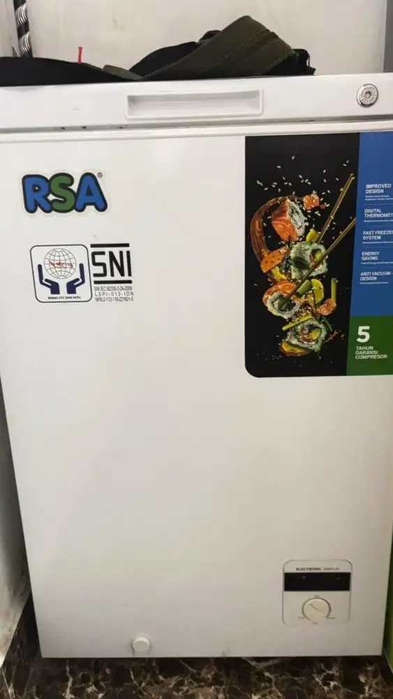 Di jual cepat Preezer RSA