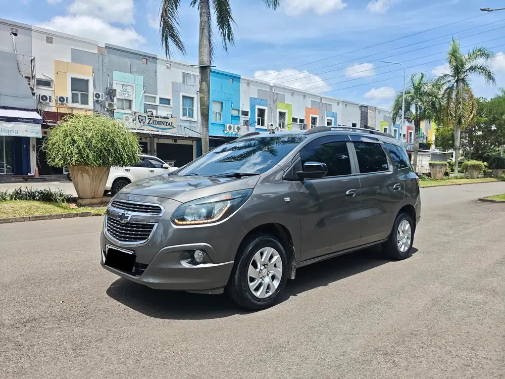 Chevrolet Spin 2013 Bensin