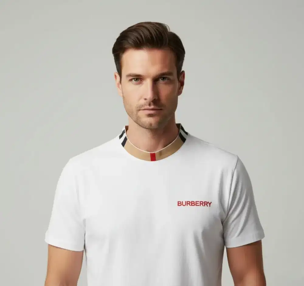 Kaos polo shirt Burberry Kerah Tinggi Size L