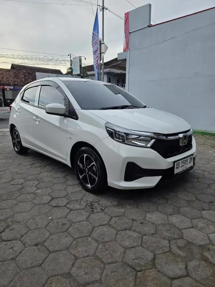 Honda brio e matic 2025 istimewa