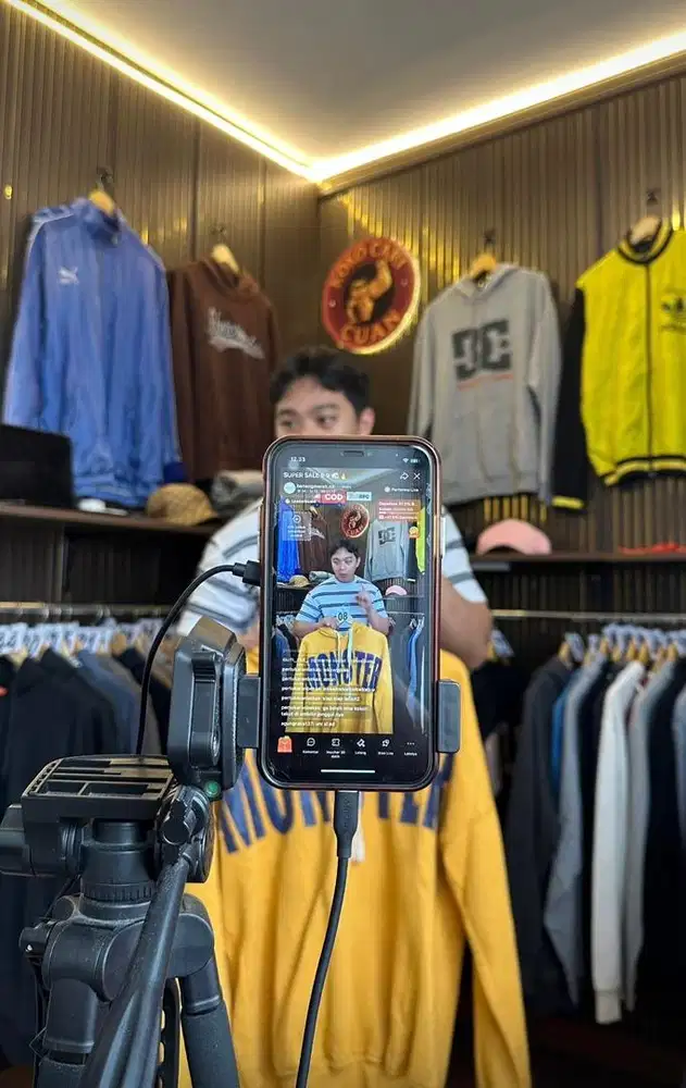 Host Live Produk Fashion