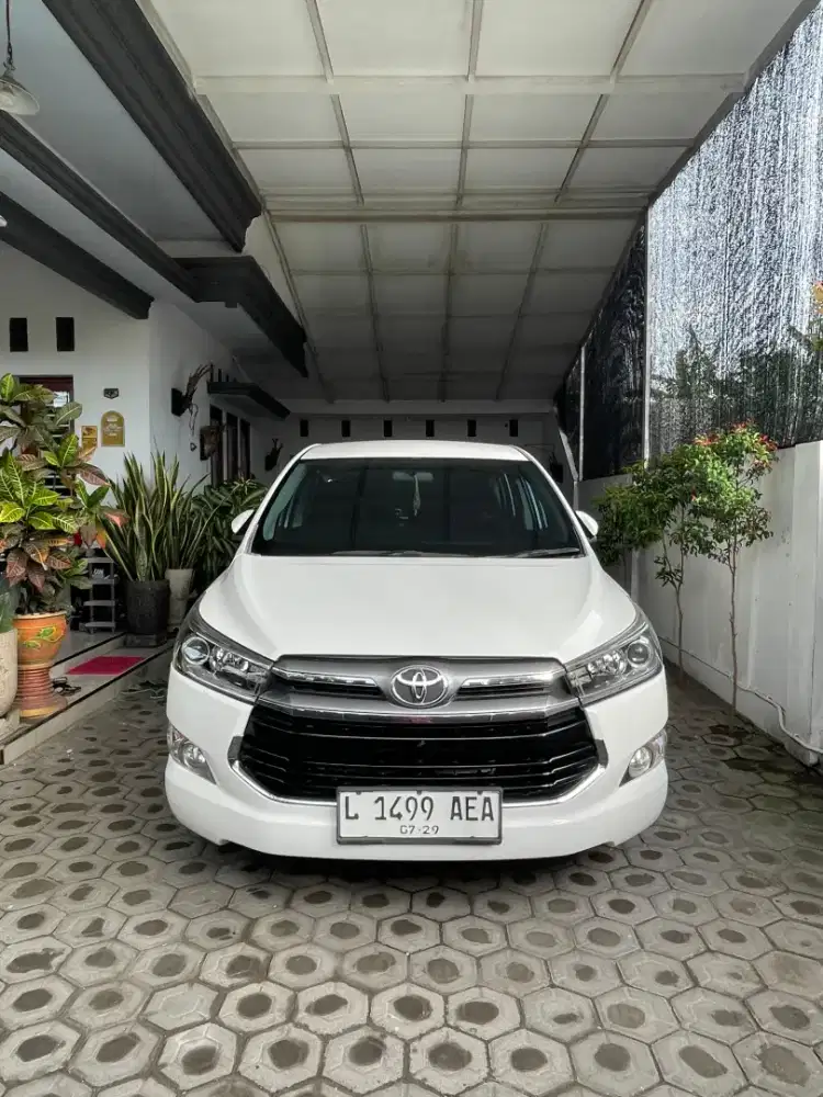 Innova V A/T Diesel Luxury