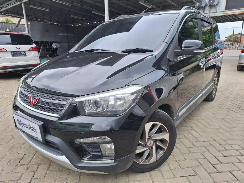 DP RENDAH Wuling Confero S 1.5 L Bensin-MT 2021 AAJ