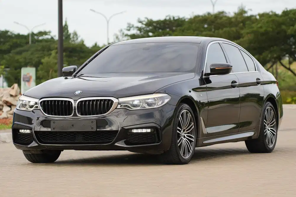 The Boss is Back! BMW 530i Msport 2020 Full Spec! C300 e300 330i x1