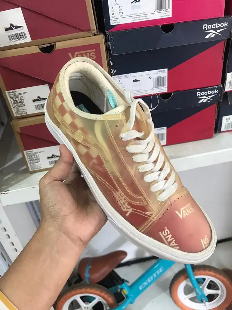 Sepatu Vans Red Checker