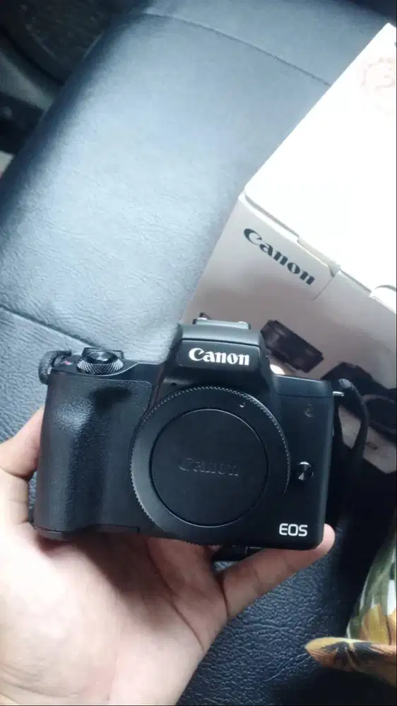 CANON MIRRORLESS M50 MARK ii, FULL SET LENSA KIT + TAS KAMERA.