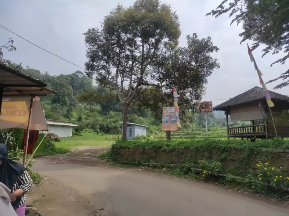 Dijual tanah kosong / lapangan jalan Arcamanik Sindanglaya Bandung