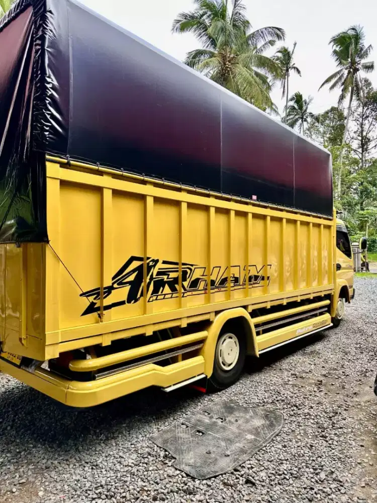 Bak sentral long 5,4m berikut mobil PS136HDL FE84G 2024