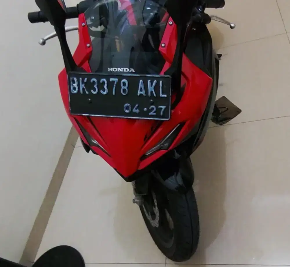 Honda CBR 150 R ABS