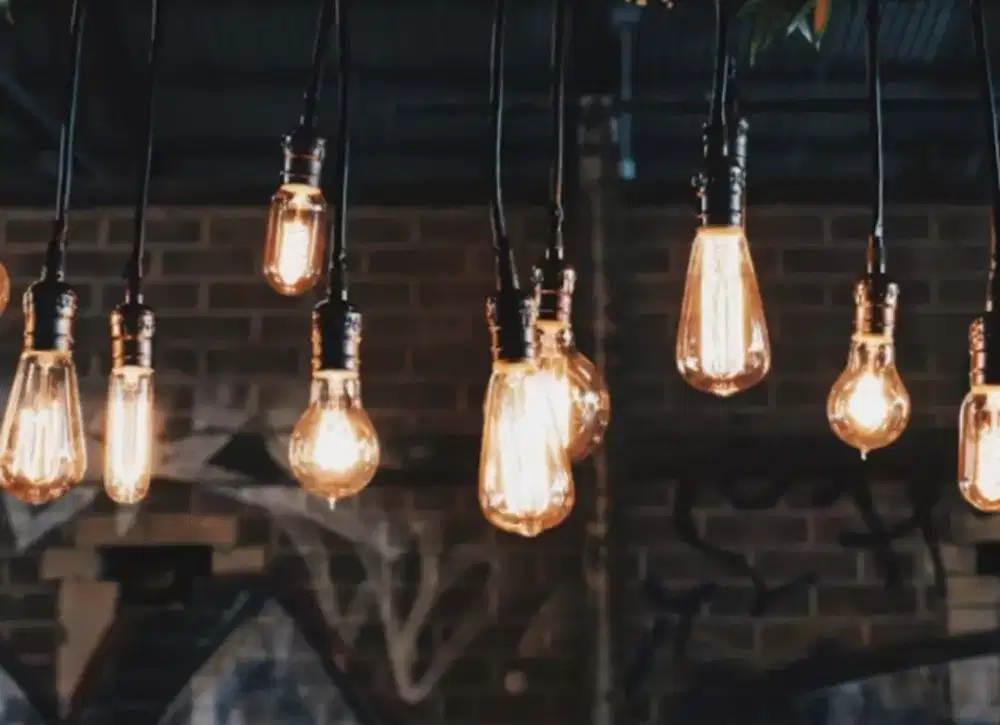 Tukang listrik panggilan