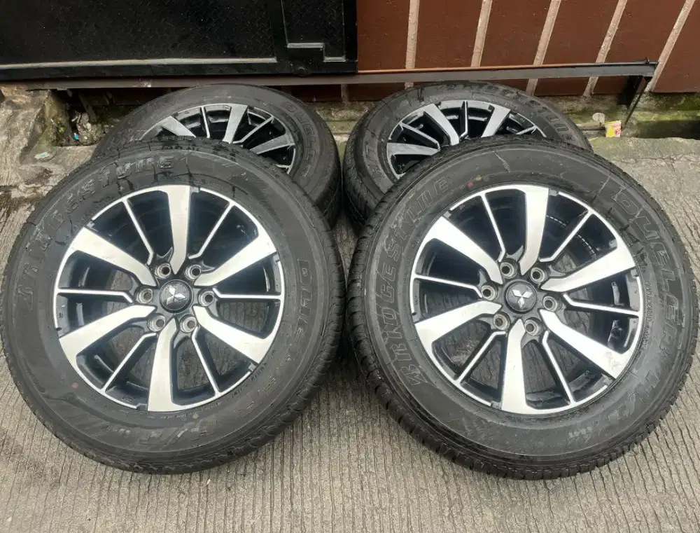 Velg pajero dakar r18 original
