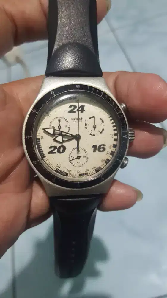 Swatch chrono aluminium hidup