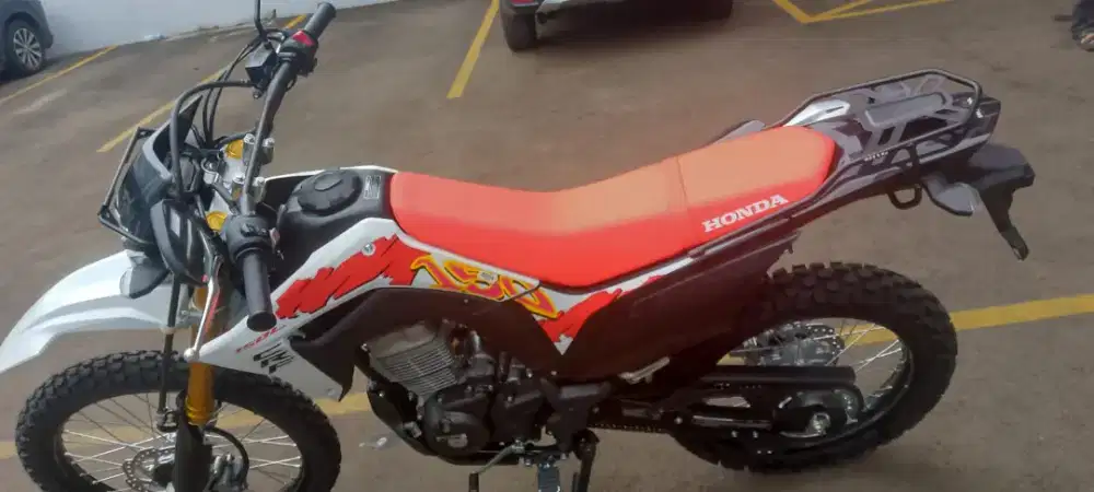 CRF 150L Rasakan Sensasi Trail di tiap Speednya