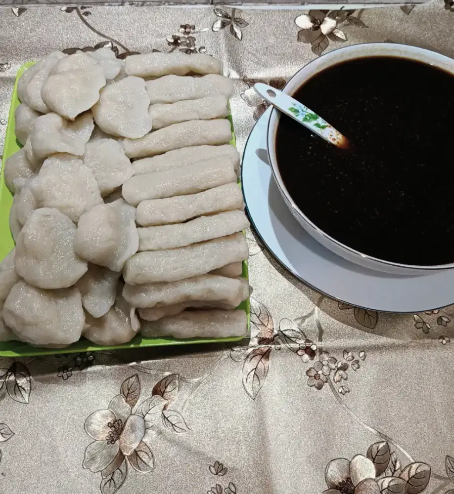 Pempek ikan khas Palembang