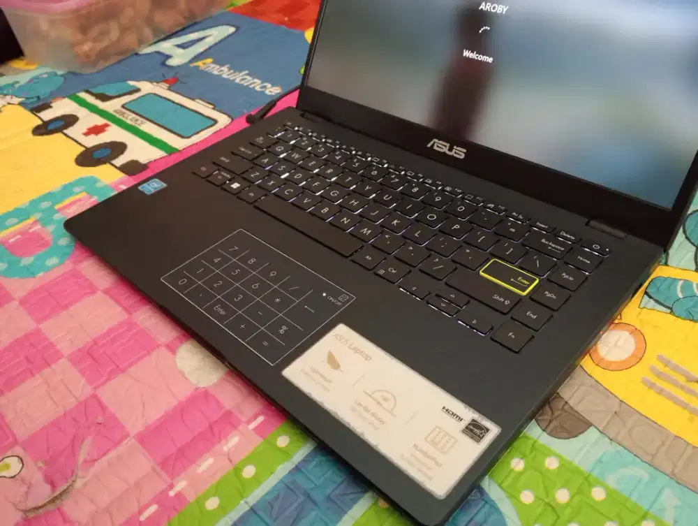 Asus Vivobook 14