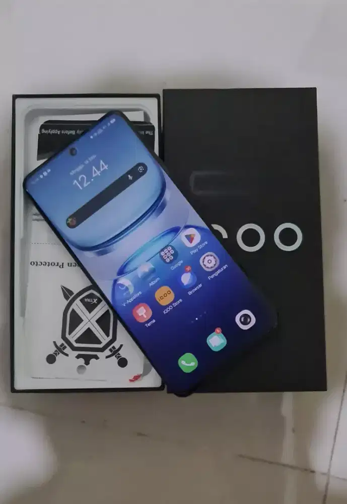 Iqo z10 5G 12/512 gb