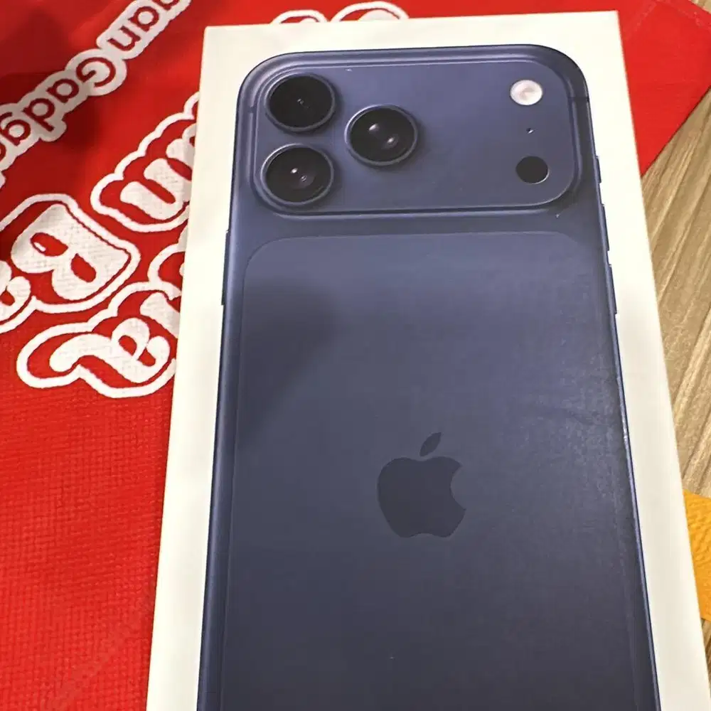 Iphone 17 promax 512 blue baru