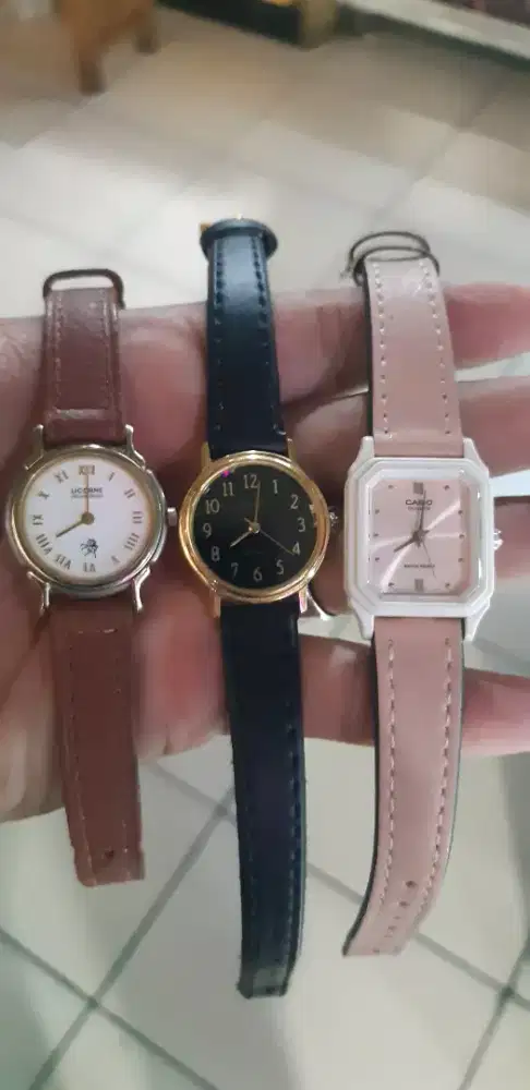 Dijual jam cewek original