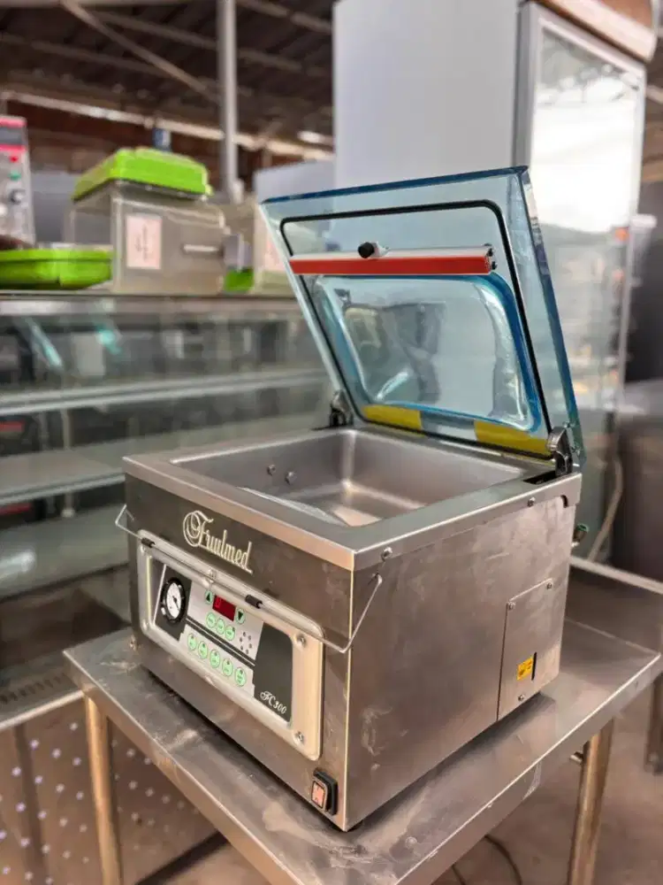 Hood 
Include filter baru dan blower
Ukuran hood 100x90x60

Harga 3jt