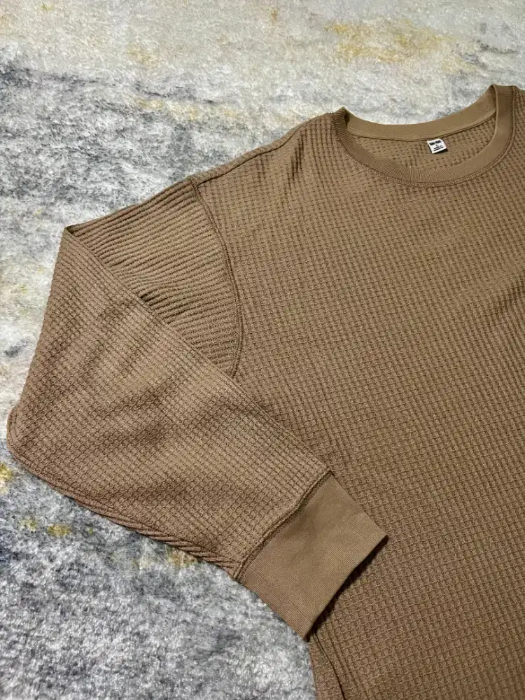 Sweater Wafle Panjang Uniqlo