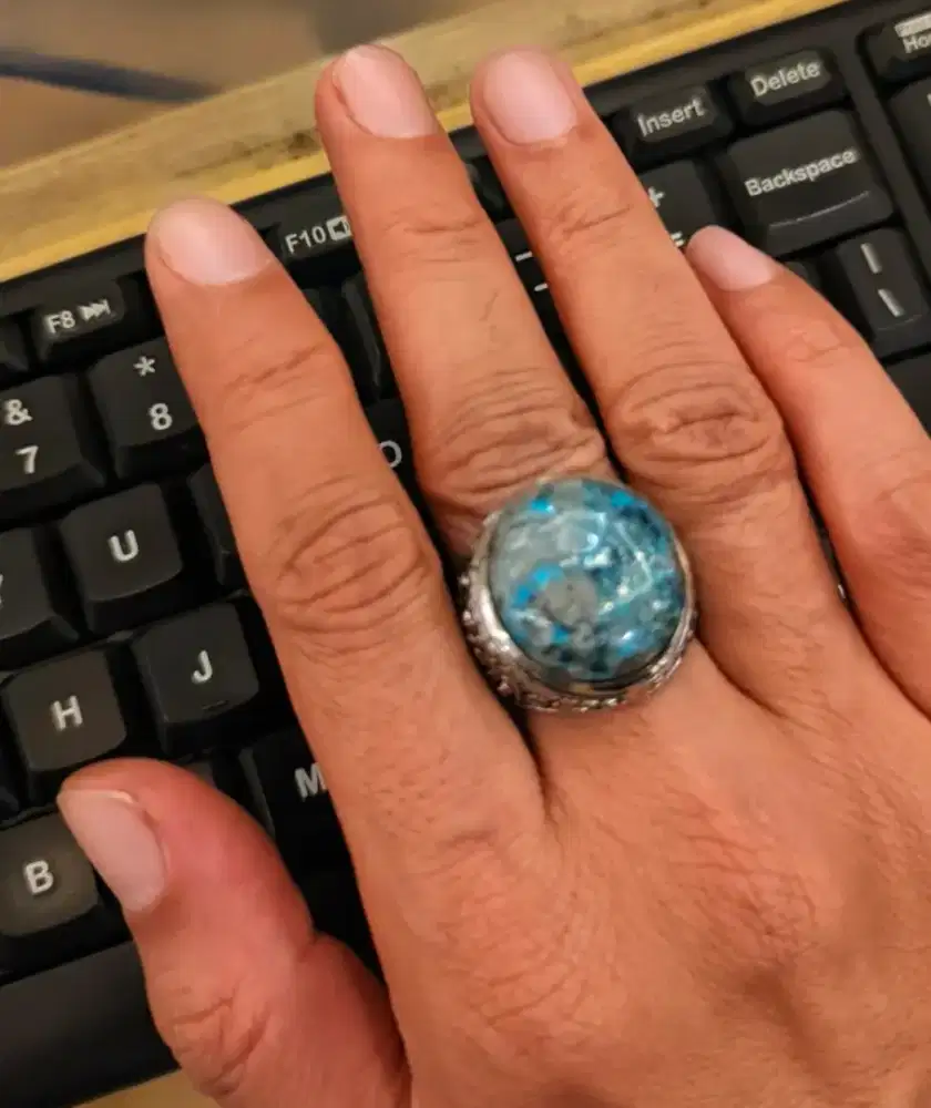 Batu pirus Persia serat perak