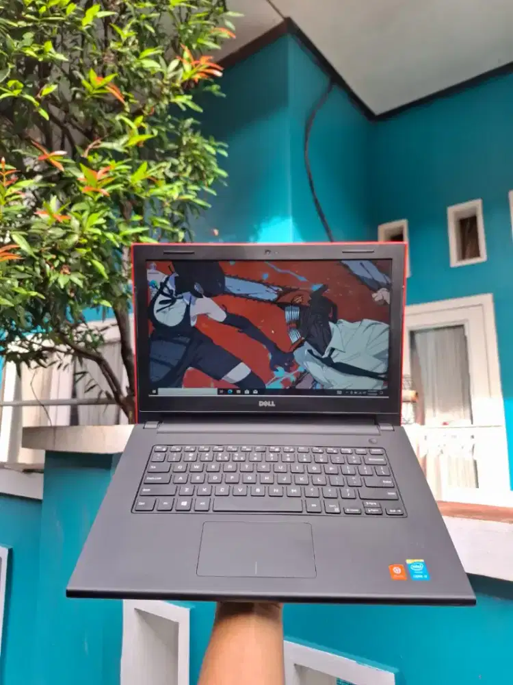 Dell Inspiron 3442 

Spesifikasi:
• Intel Core i3-4005U Gen 4