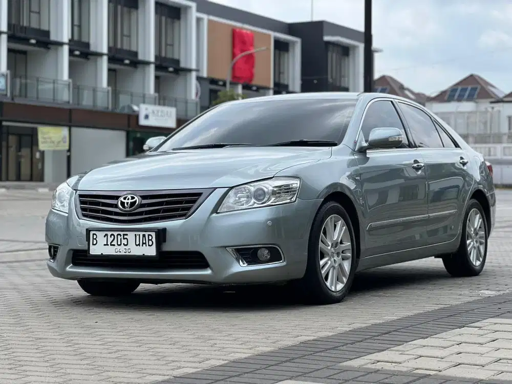 Toyota Camry 2.4 V AT 2010 Pajak Panjang