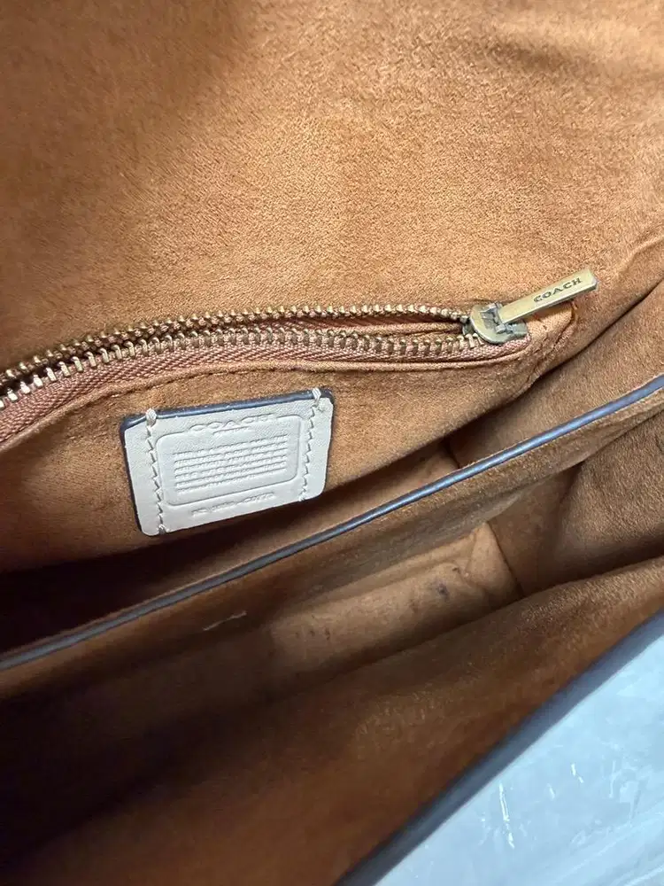 Tas slempang wanita coach new york