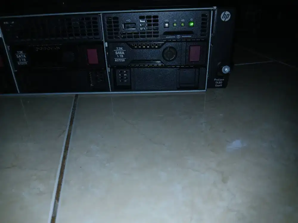Server HPE ProLiant DL80 Gen 9