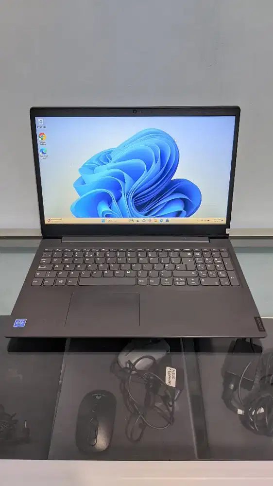 Lenovo v15-IGL celeron