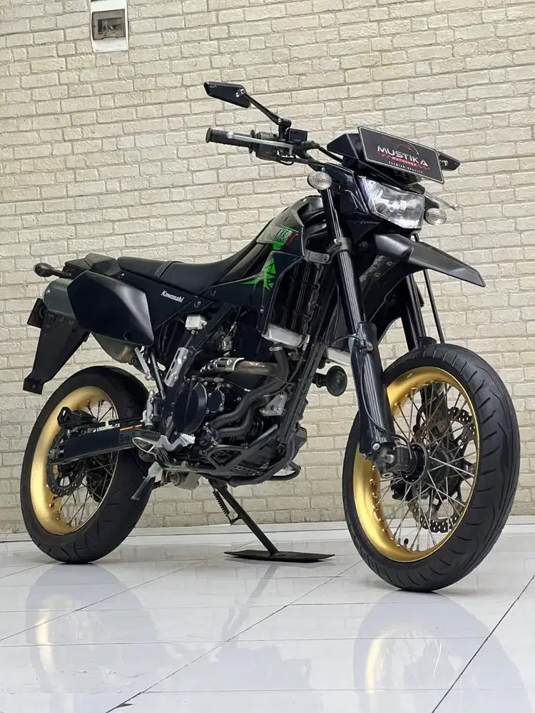 Trail 250cc - Kawasaki Dtraceker 250 | 2018 | Wulan mustika