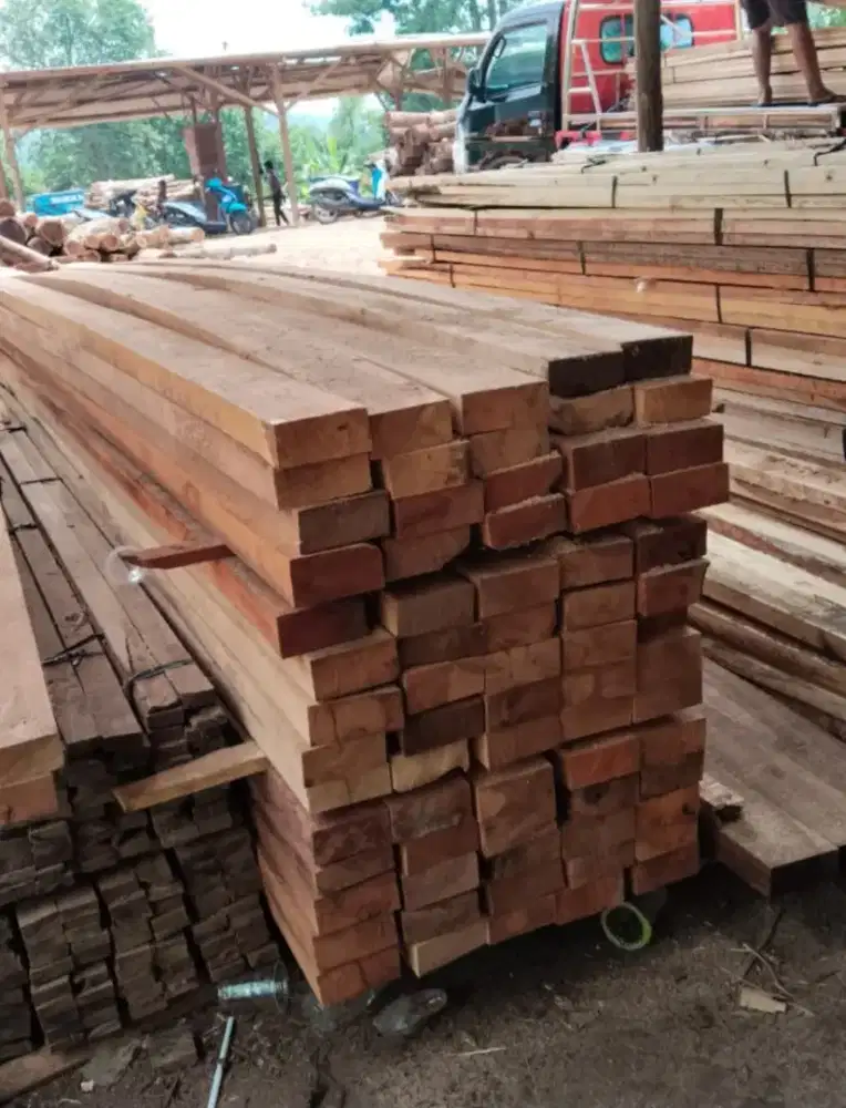 Kayu balok mc 5/10x4m dan 6/12x4m