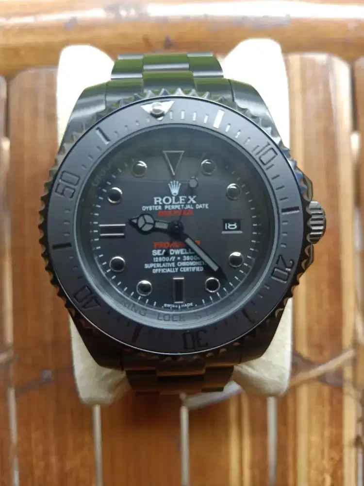 Jam ROLEX dan RM